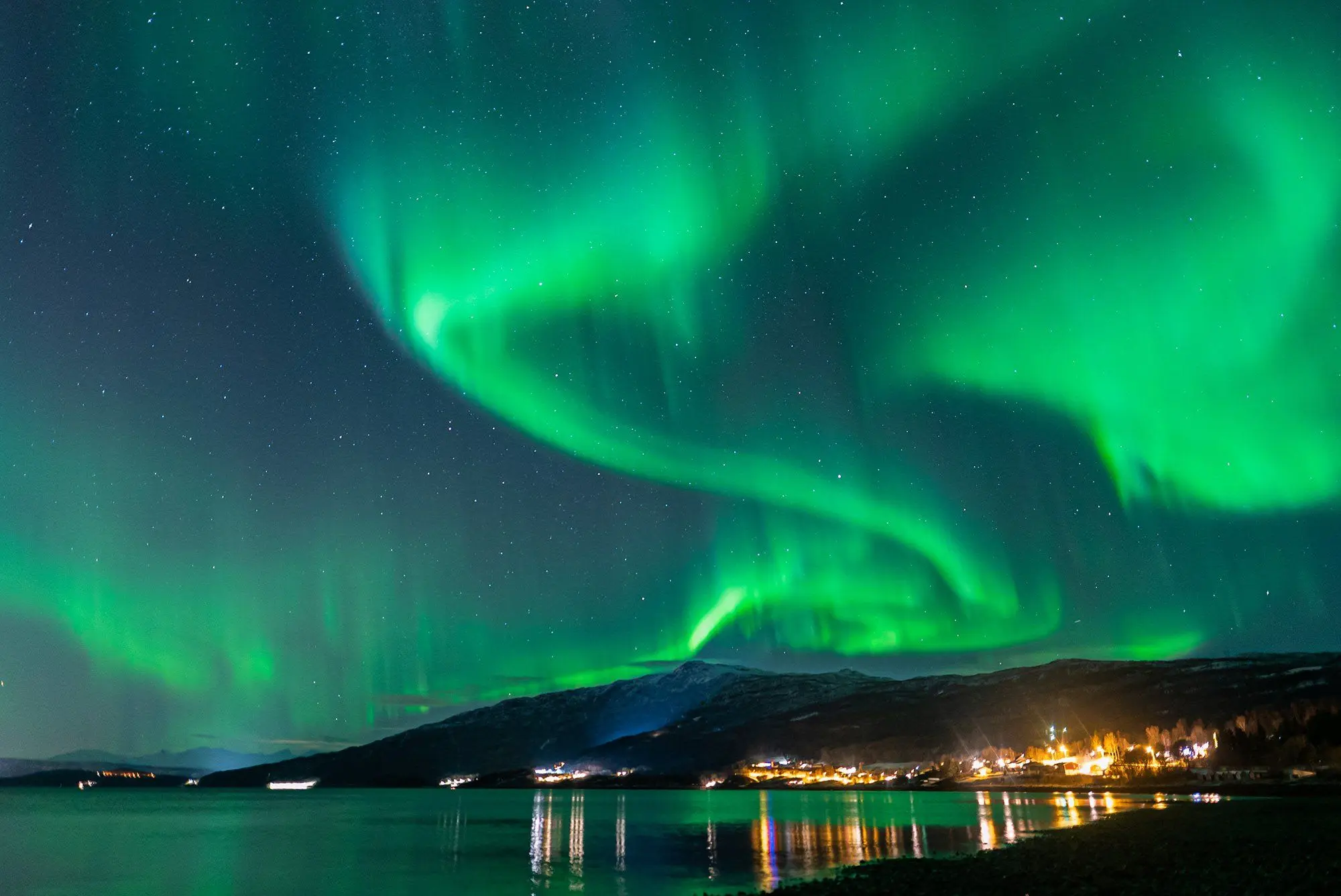 northern lights alaska time of year